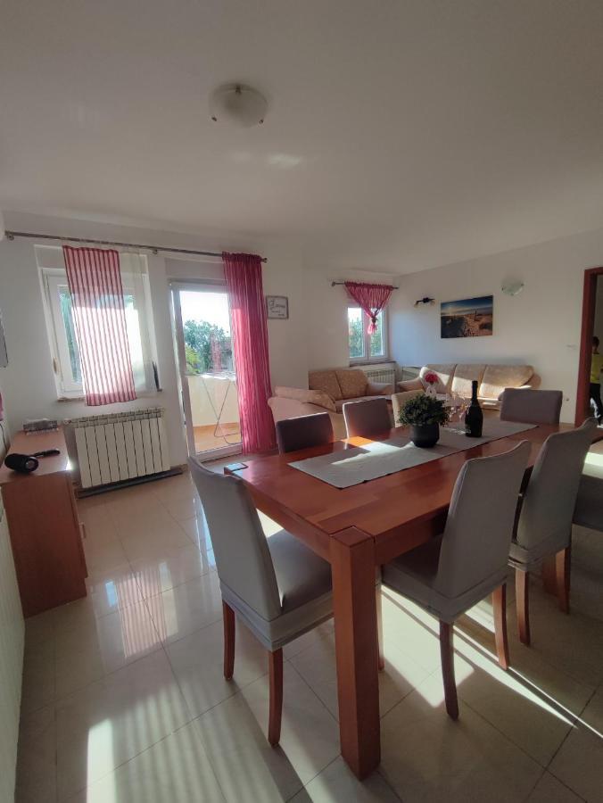 Villa Maya Liznjan Bagian luar foto