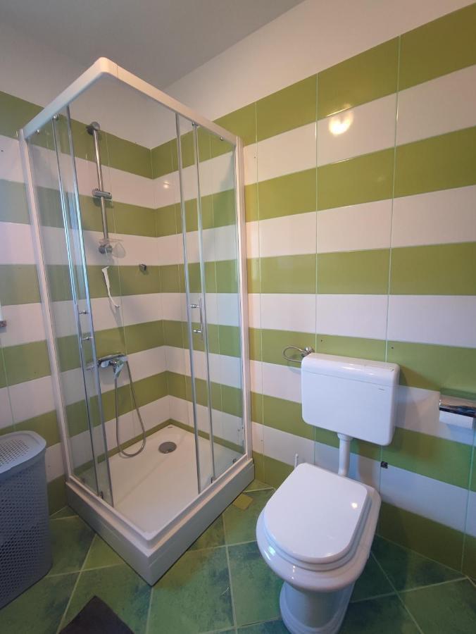 Villa Maya Liznjan Bagian luar foto