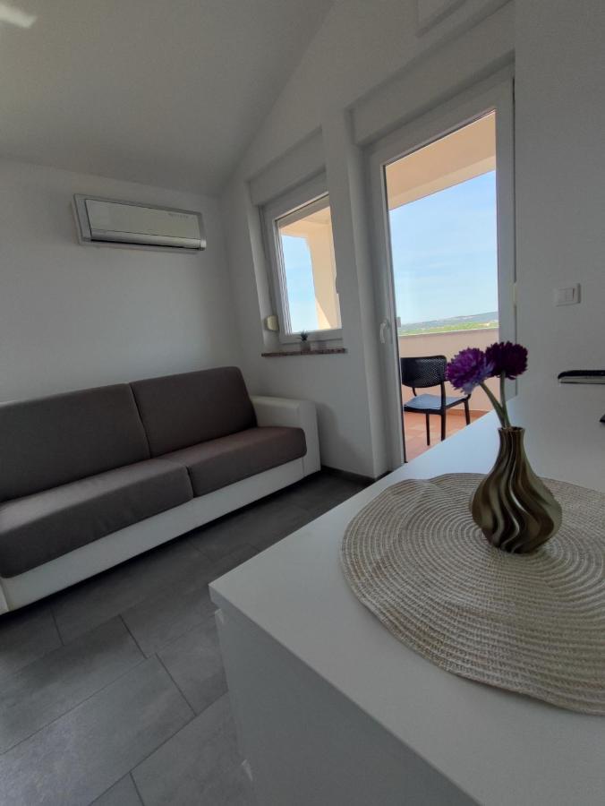 Villa Maya Liznjan Bagian luar foto